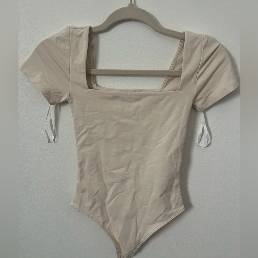 Aritzia Contour Bodysuit